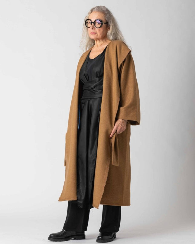 CHIO Extra Long Wool Coat – Timeless Italian Outerwear - Coat - ZEROBARRACENTO