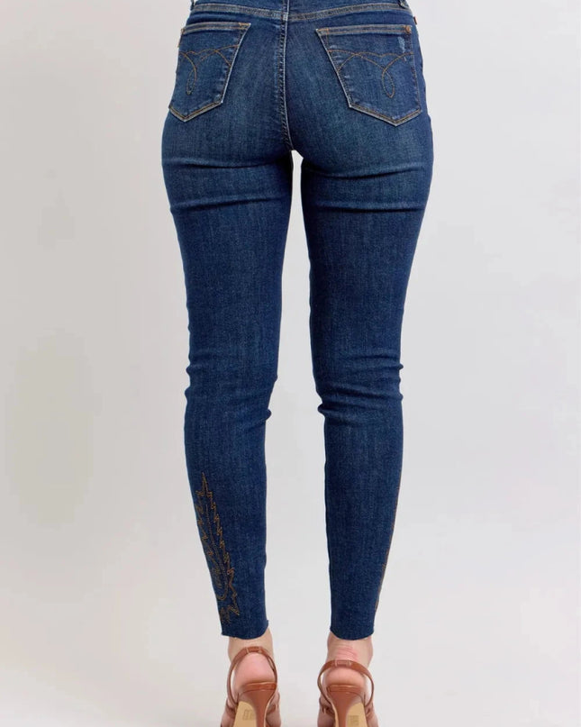 Judy Blue Full Size Embroidered High Rise Skinny Jeans Plus Size - Trendsi