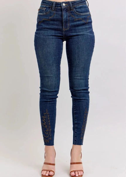Judy Blue Full Size Embroidered High Rise Skinny Jeans Plus Size - Trendsi
