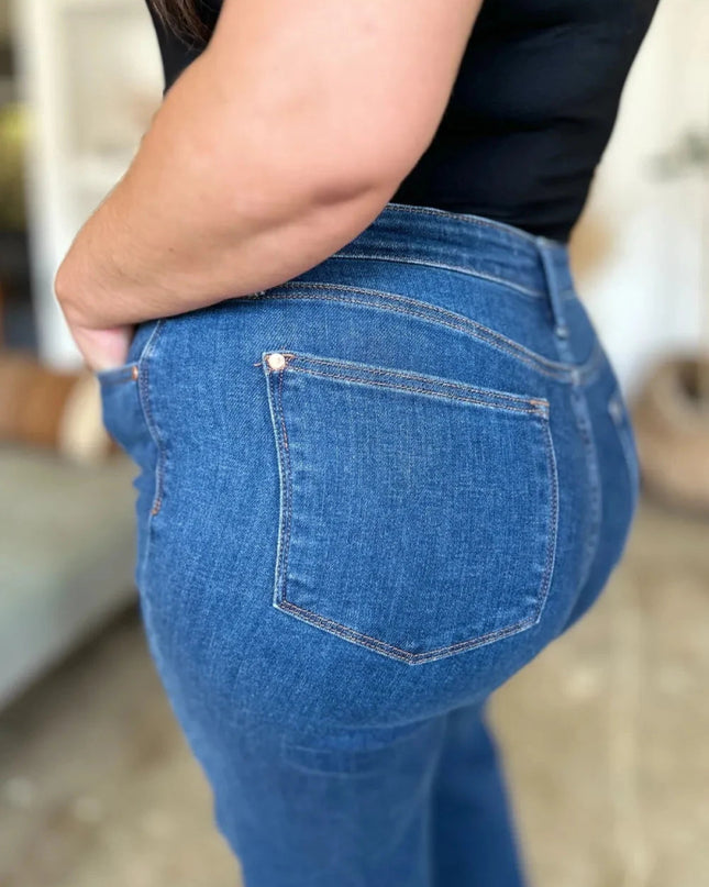 Judy Blue Full Size High Rise Straight Jeans - Trendsi