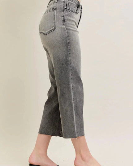 Judy Blue Full Size Wide Leg Capris Jeans Plus Size - Trendsi