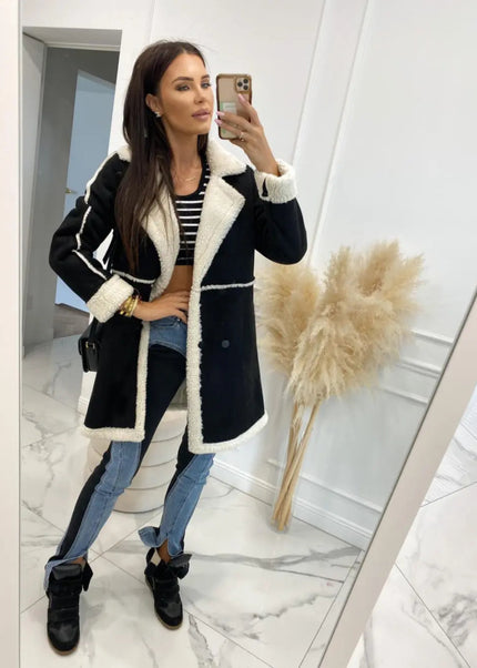 Lapel Collar Exposed Seam Buttoned Coat - Trendsi