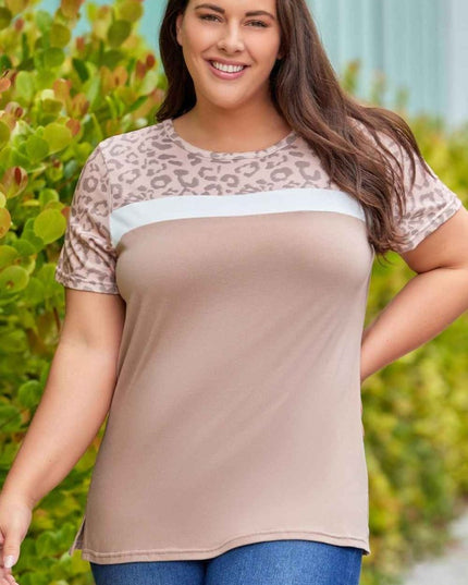 Plus Size Leopard Color Block Slit Tee - Trendsi