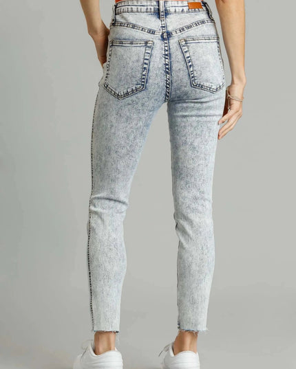 Umgee 5 - Pockets Distressed Detail Stretch Denim Skinny Jeans with Unfinished Hem - Trendsi